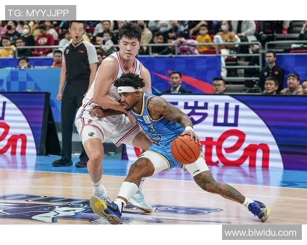 2014年CBA总决赛广东队与北京队的激烈对决回顾与分析 2014年CBA总决赛广东队与北京队的激烈对决回顾与分析